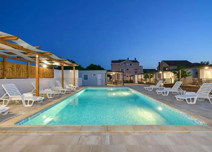 Ferienhaus Mobile Homes, Zadar Dalmacija - Private Pool *