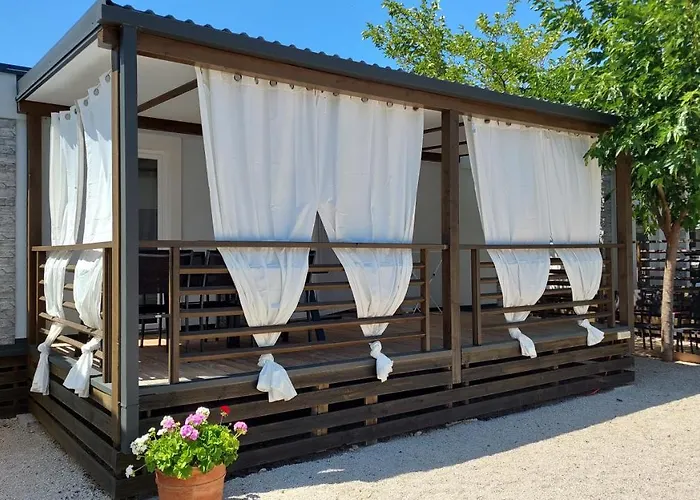 Ferienhaus Mobile Homes, Zadar Dalmacija - Private Pool